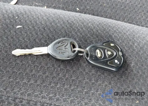 2002 Dodge Ram 1500 St z USA, uszkodzony, nr VIN 1D7HU18Z72S568775